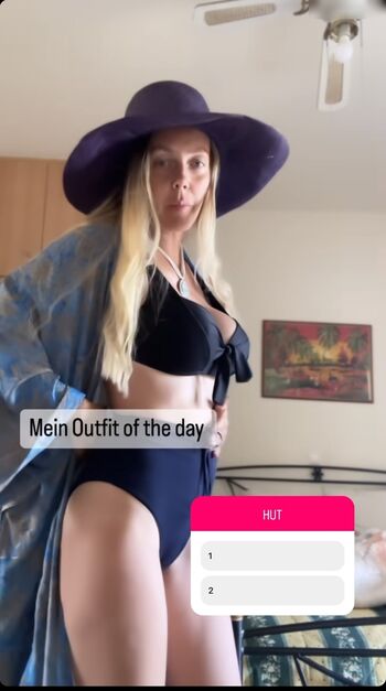 Sexy Julia