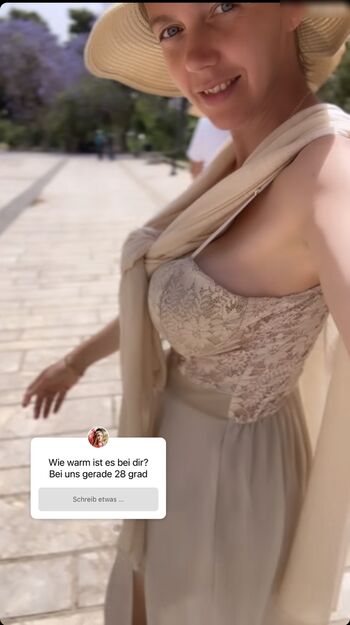 Sexy Julia