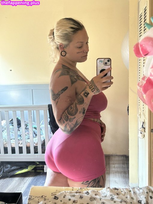 Sexy Tatted Supernova00