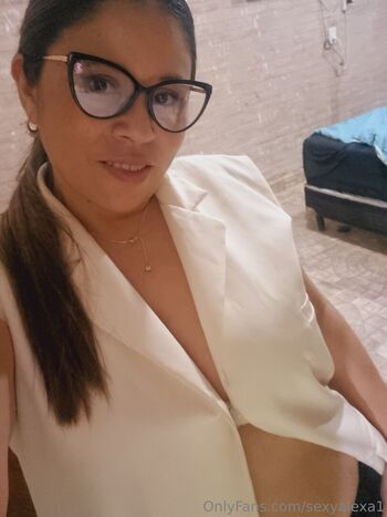 sexyalexa1