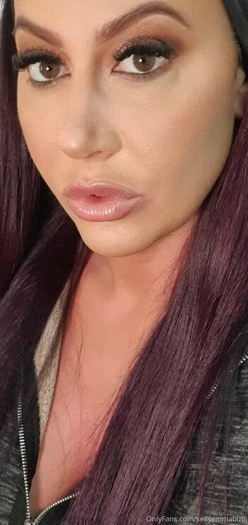 sexyemmabutt