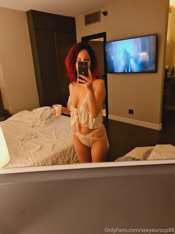 sexyhotwife4fans