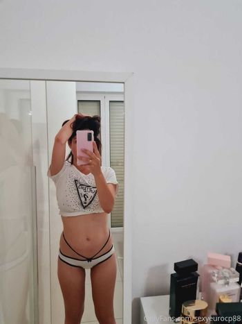 sexylatinawife