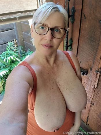 sexymatureaussielady