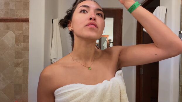 Shanti Tan