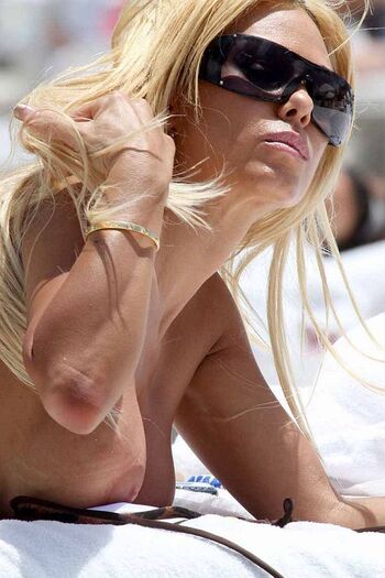 Shauna Sand