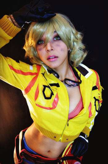 Shermie Cosplay