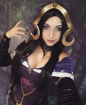 Shermie Cosplay