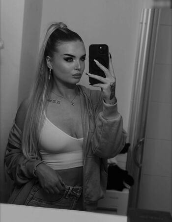 Shirley.Ptzr