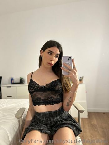 shystudentagostina