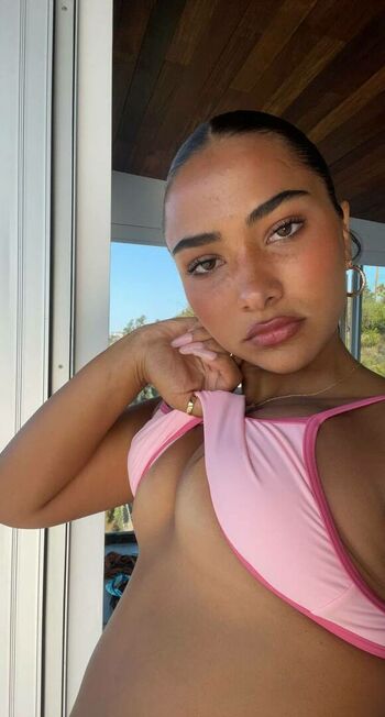Sienna Mae