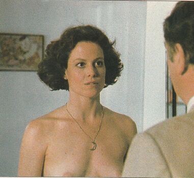Sigourney Weaver