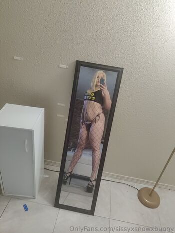 sissyxsnowxbunny