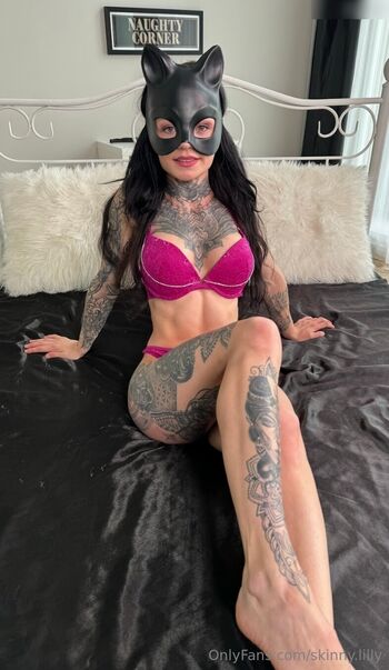 Skinny Lilly