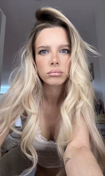 Smashedely - Ashley Matheson