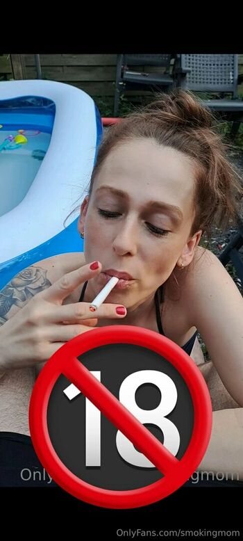 smokingmom