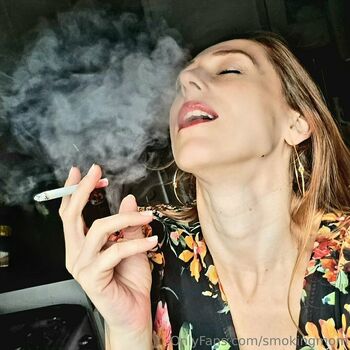 smokingmom