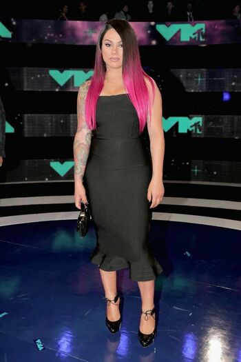 Snow Tha Product