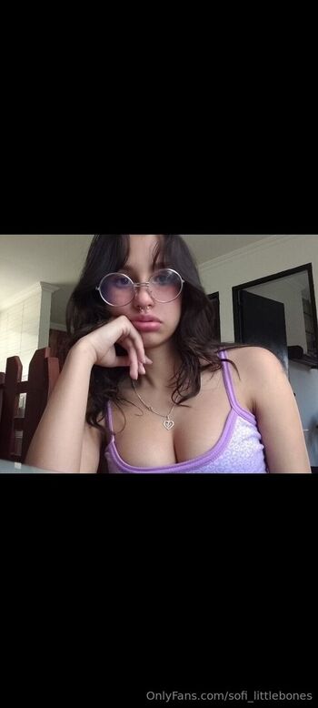 sofi_littlebones