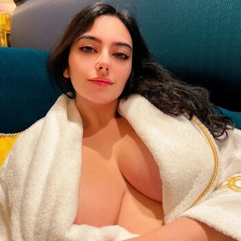 Sofia Mina