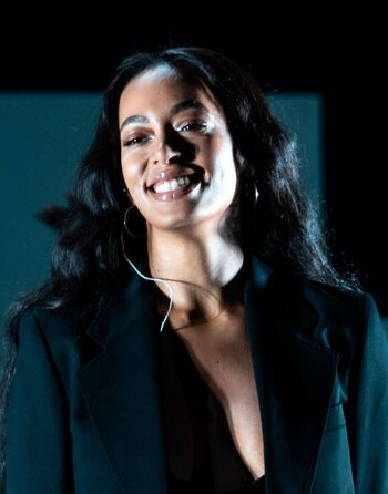 Solange Knowle