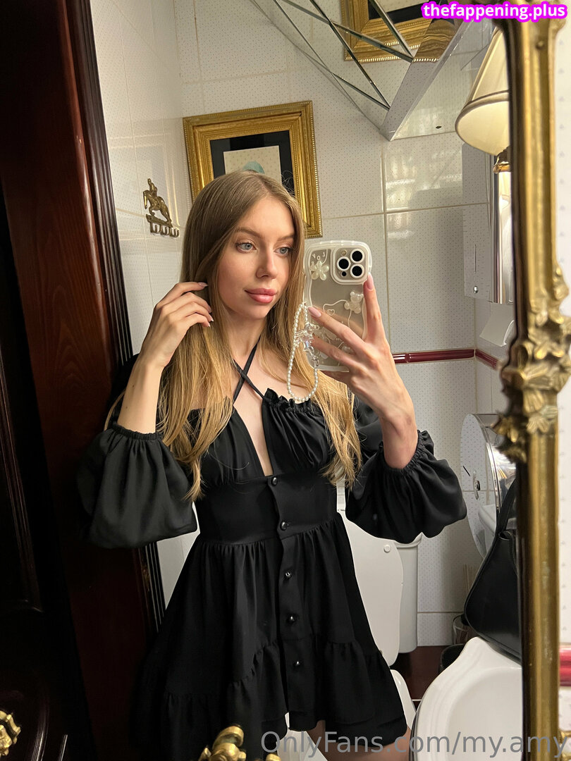 Solo Public Dressing