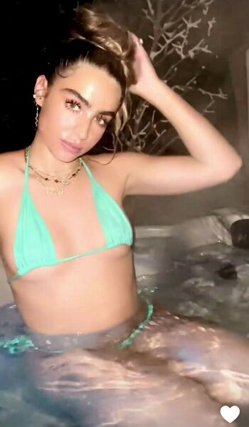 Sommer Ray