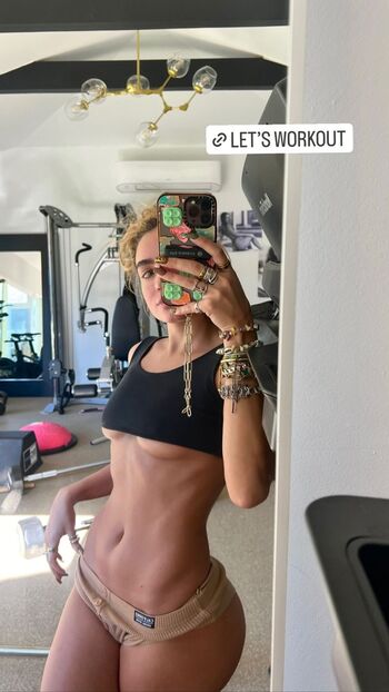 Sommer Ray