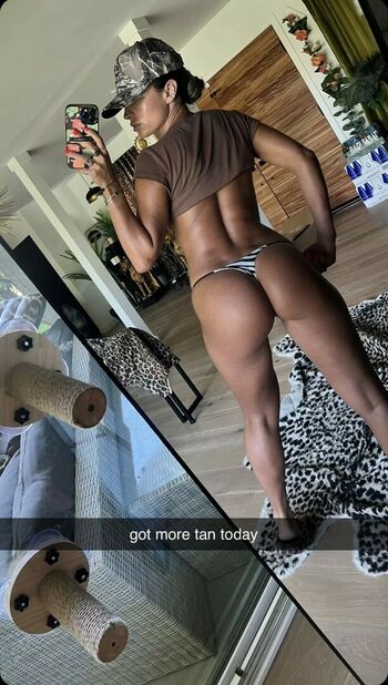 Sommer Ray
