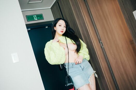 Son Ye Eun