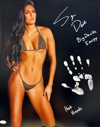 Sonya Deville