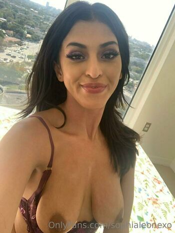 sophialeonexo