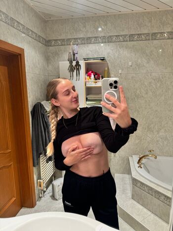sophie.blondie