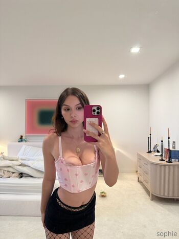 Sophie Mudd