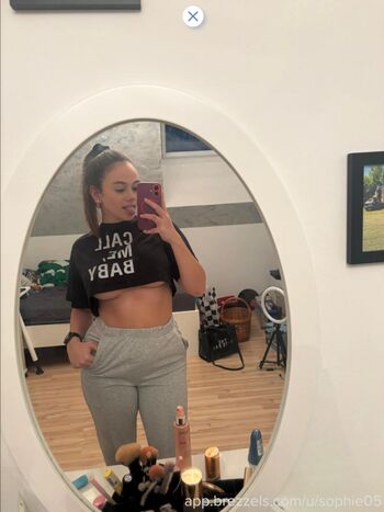 _.sophie05._