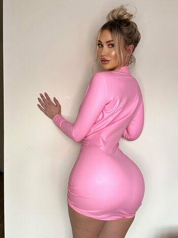 sophiereadeofficial