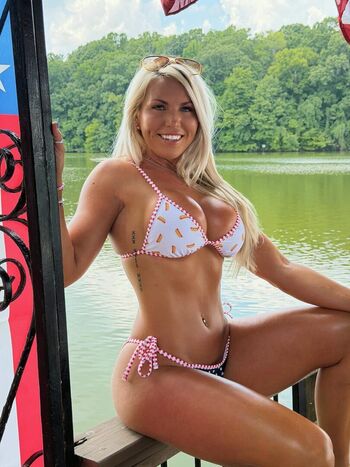 sophieswaney_outdoors