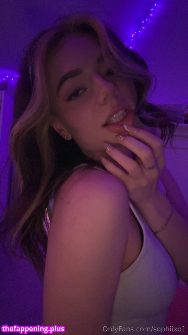 sophiixo1