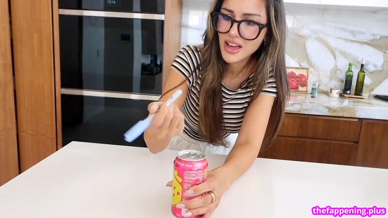Sssniperwolf Фото оголеного OnlyFans #269