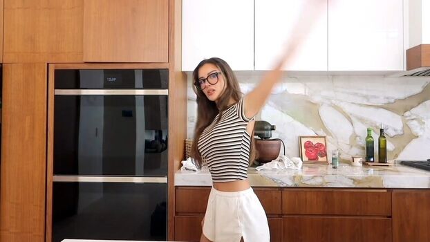 Sssniperwolf