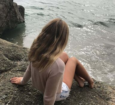 Stella Rose
