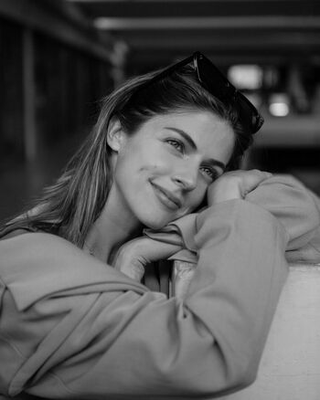 Stephanie Cayo