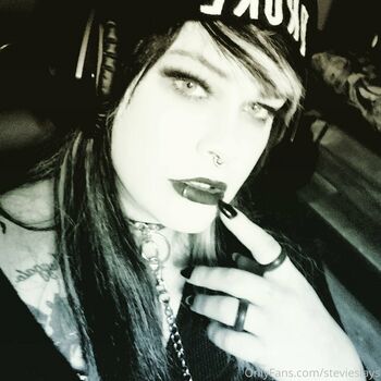 stevieslays