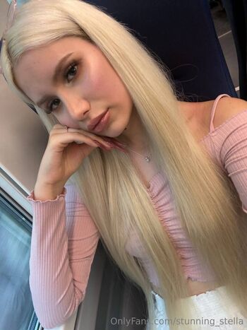 stunning_stella
