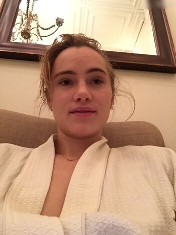 Suki Waterhouse