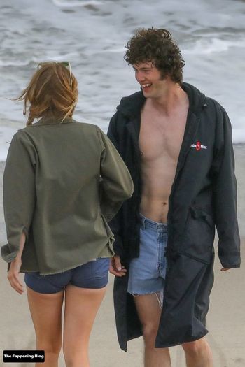 Suki Waterhouse