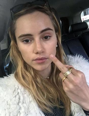 Suki Waterhouse