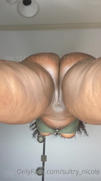 sultry_nicole