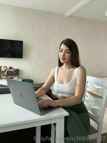 sweeetest_jenny