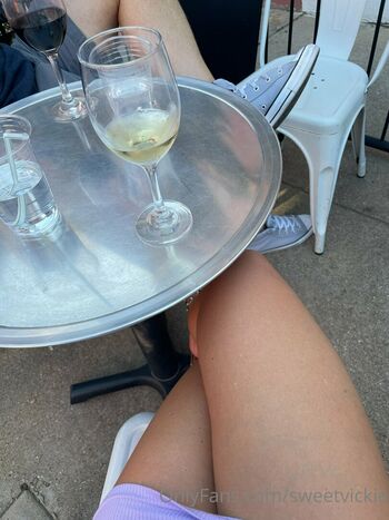 Sweetcheeks_83